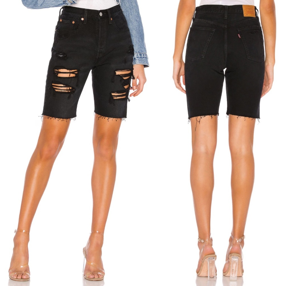 Levi's Slouch Shorts in Black Mark